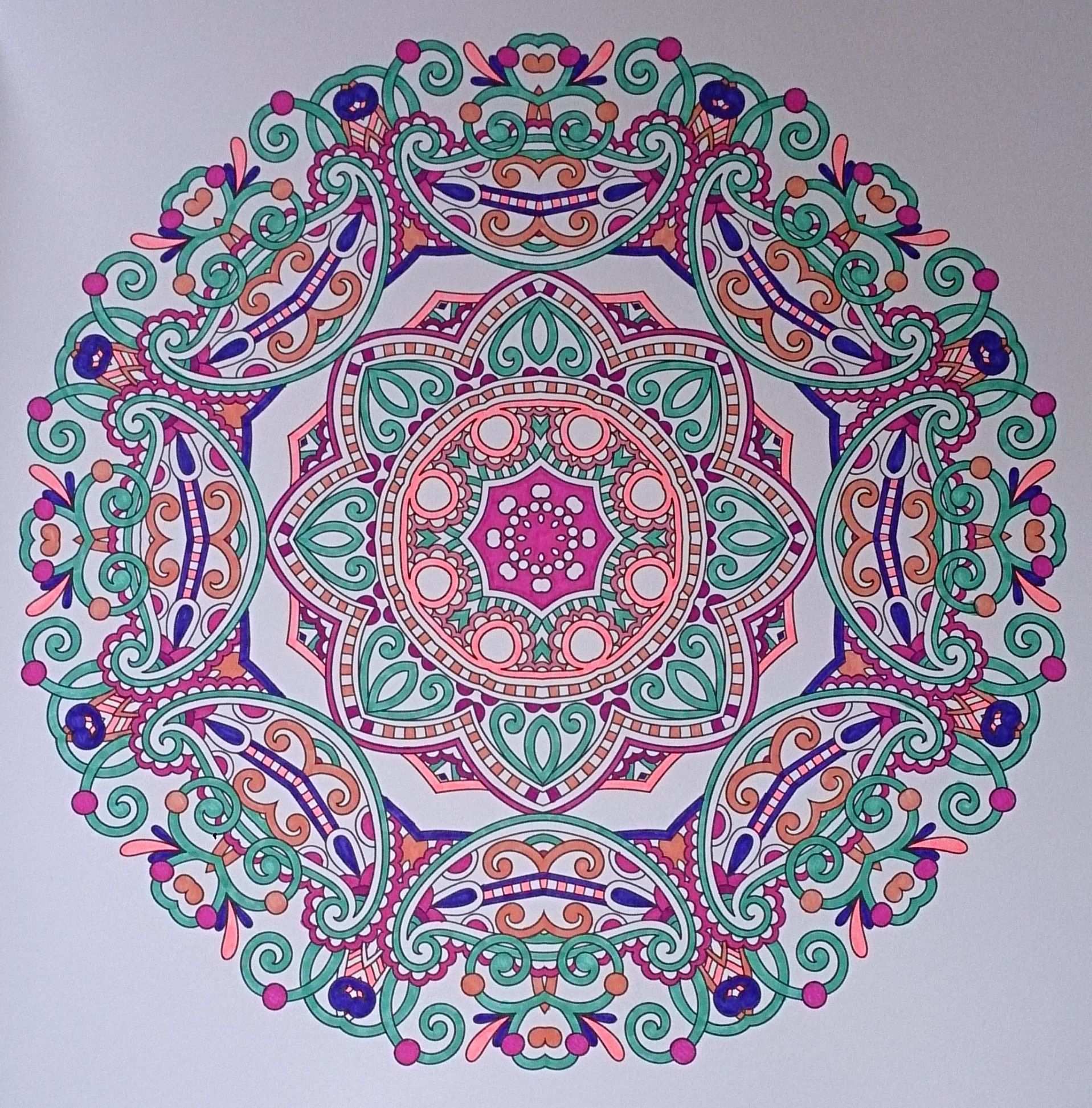 Ingekleurd Met Stabilo 68 Uit Het Enige Echte Mandala Kleurboek Mandala Kleurplaten K