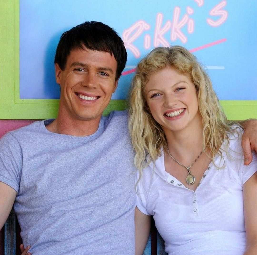 Pin By Rosa On H2o H2o Mermaids Cariba Heine Zane